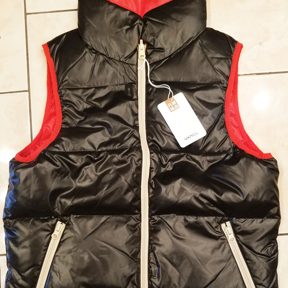 VANCL Black & Red Down Vest M L